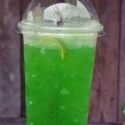 ร้านน้องโอมหน้าสวนวิลล่า3