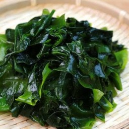 สาหร่ายวากาเมะ