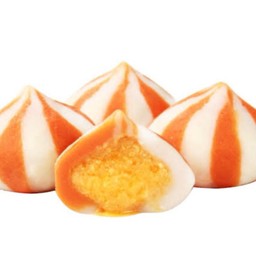 เต้าหู้ไข่กุ้งสีส้ม 2 ชิ้น