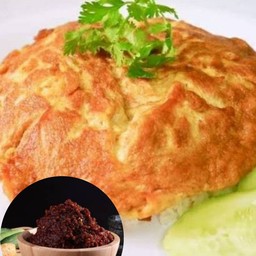 ข้าวไข่เจียวน้ำพริกตาแดง