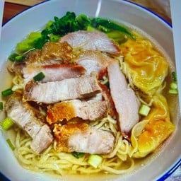 ฟลุ๊ค ชายสี่หมี่เกี๊ยว ปากซอยดี (รังสิตนครนายก33)