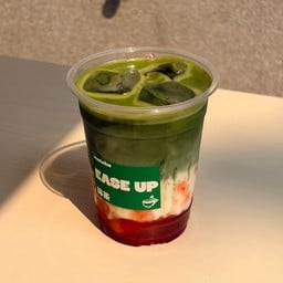 Strawberry Matcha Latte - สตรอเบอรี่มัทฉะลาเต้