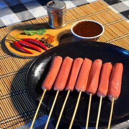 ไส้กรอกแดง