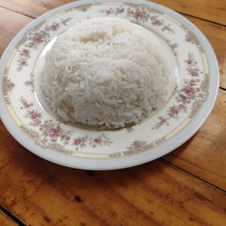 ข้าวสวยหอมมะลิ