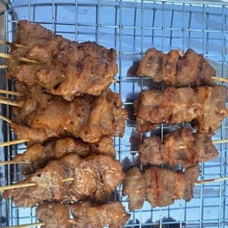 หมูปิ้งหน้าอู่