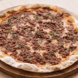 พิซซ่าโบลองเนสเนื้อสับ