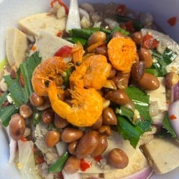 ยำวุ้นเส้นโบราณ🛺ตลาดพูนทรัพย์🥗 ไม่