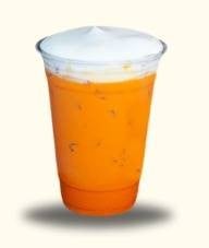 Arttitude cafe'  (ข้างร้านฟาร์มสมบูรณ์)