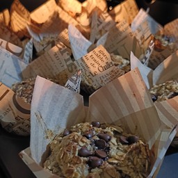 มัฟฟินข้าวโอ๊ตกล้วยหอมชอคชิพ ไม่แป้ง ไม่น้ำตาล