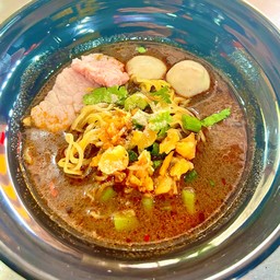 หมี่เหลืองลูกชิ้น+หมู