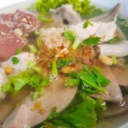 เกาเหลาเลือดหมู&ยำผักกุ้งสด