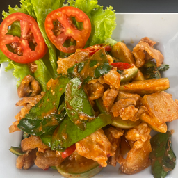 ผัดพริกแกงหมูป่า ( กับข้าว )