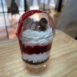 สตรอว์เบอร์รี่ช็อคโก้มูสพาย