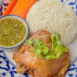 ข้าวไก่ต้มน้ำปลา/ซีฟู้ด