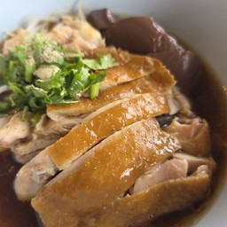 ก๋วยเตี๋ยวไก่ วุ้นเส้น