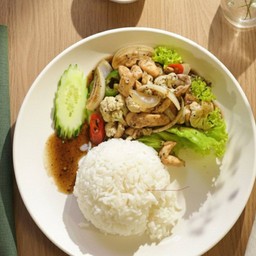 ข้าว ผัดพริกไทยดำ