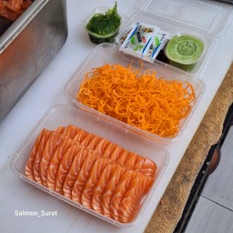 แซลม่อนสด 500 กรัม