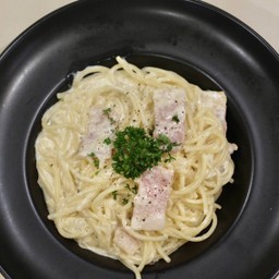 สปาเก็ตตี้คาโบนาร่าเบคอน