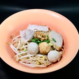 ก๋วยเตี๋ยวแห้ง