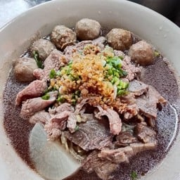 นินุชโกเด้งตลาดสี่มุมเมือง ตลาดสี่มุมเมือง