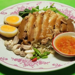 ข้าวขาหมู ธรรมดา