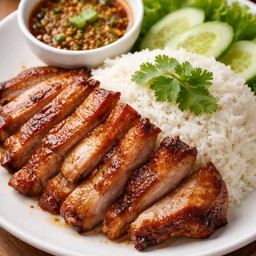 ข้าวคอหมูย่างจิ้มแจ่ว