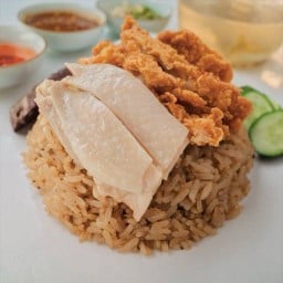 ไข่มันก้าว ข้าวมันไก่ (ข้าวมันไก่ 3 สไตล์) เสนานิคม