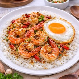 ข้าวพริกเกลือกุ้ง