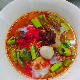 เกาเหลาเย็นตาโฟต้มยำ ธรรมดา