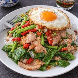 ข้าวผัดคะน้าเนื้อ