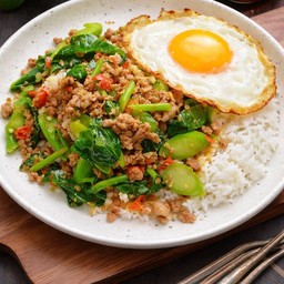 ข้าวผัดคะน้าหมูสับ