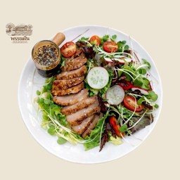 สลัดหมูย่าง ซอสญี่ปุ่น