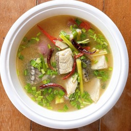 ต้มยำปลากะพงขาว