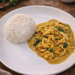 ผงกะหรี่ ราดข้าว