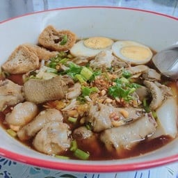 ก๋วยจั๊บ พิเศษ
