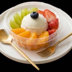 อยากเกิร์ต -กรีกโยเกิร์ตฟรุตสลัดโฮมเมด