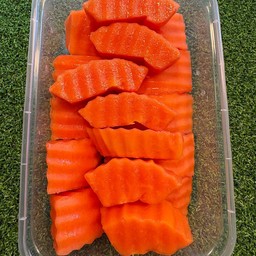 คัดสรรผลไม้สด ปั๊มบางจากท่าข้าม