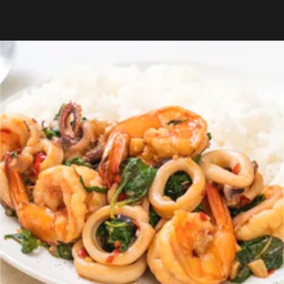 ข้าวกระเพราทะเล