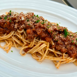 สปาเก็ตตี้ซอสโบโลเนส