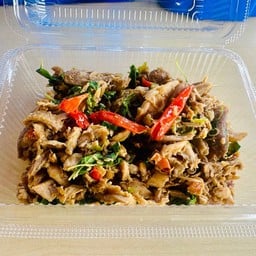 ไก่สามตัวข้าวมันไก่