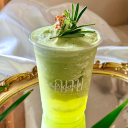 ไชน์ มัสแคท สมูทตี้