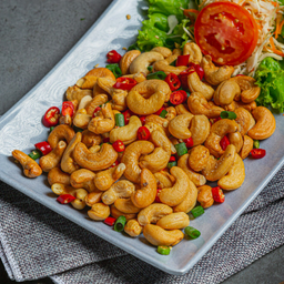 เม็ดมะม่วงหิมพานต์ทอด