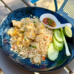 ข้าวผัดหมูยอ