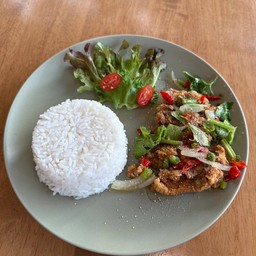 ข้าวไก่วิงแซ่บ