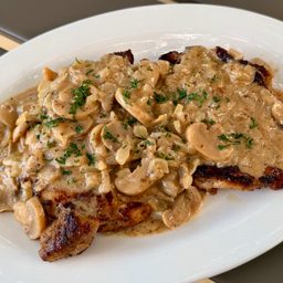 ไก่ทอดหนังกรอบซอสครีมเห็ด