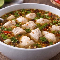 ต้มแซ่บไก่