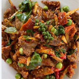 ผัดเผ็ดเป็ดย่าง