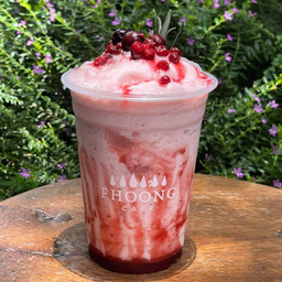 สตรอว์เบอร์รี โยเกิร์ต สมูทตี้