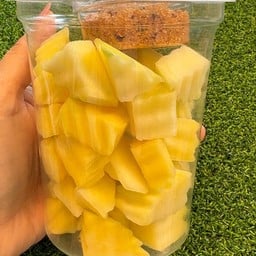 มะม่วงเขย่าพริกเกลือแซ่บ