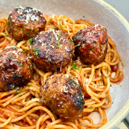 สปาเก็ตตี้มีทบอล